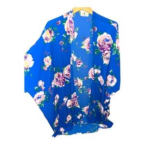 Betsy’s Boutique Shop Blue Floral Boho Romantic Kimono Made In USA O/S